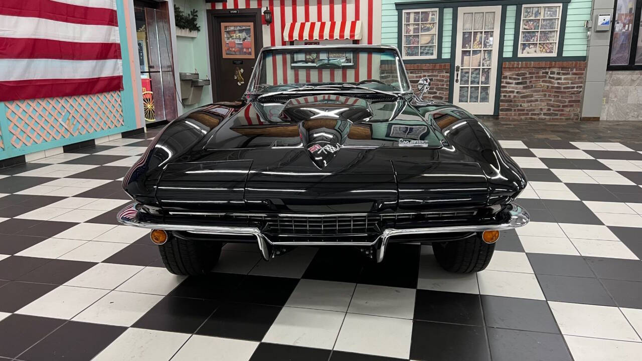 1966 Chevrolet Corvette 39