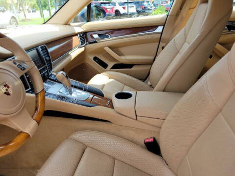 2011 Porsche Panamera 4