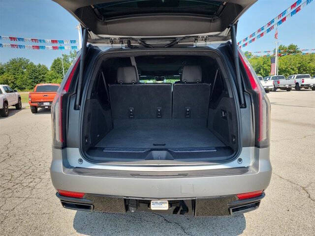 2023 Cadillac Escalade ESV Sport Platinum