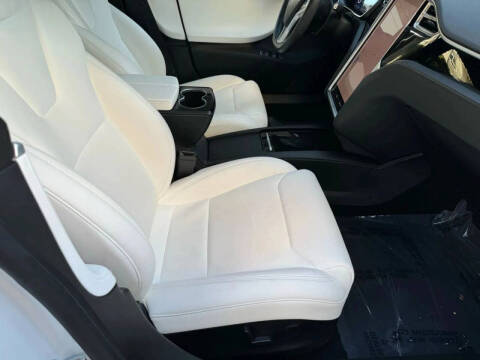 2017 Tesla Model S 75D