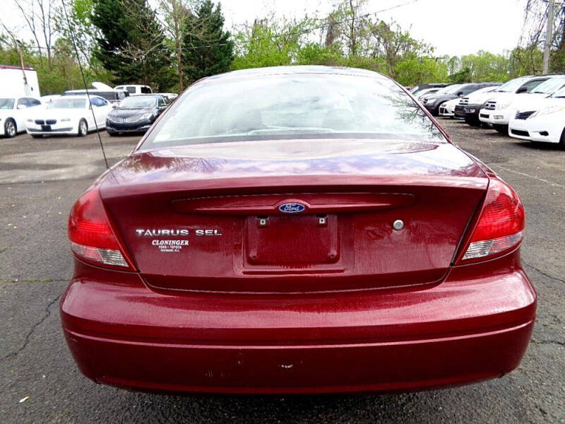 2005 Ford Taurus SEL