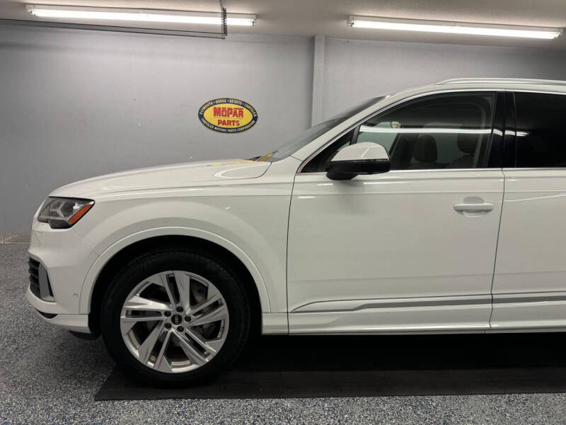 2023 Audi Q7 quattro Premium Plus 55 TFSI