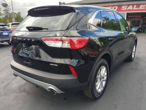 2022 Ford Escape SE