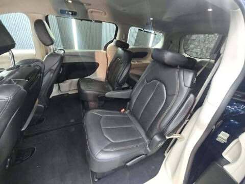 2019 Chrysler Pacifica Touring L Plus