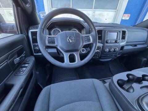 2022 RAM 1500 Classic SLT