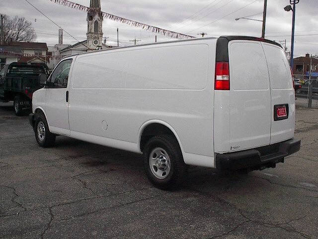 2020 Chevrolet Express 3500