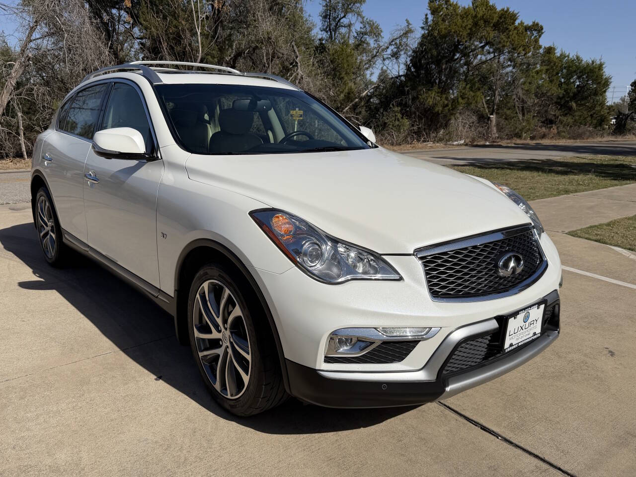 Used Car 2017 Infiniti Qx50  Base Awd 4dr Crossover For Sale Under $15,000 In Austin, Texas