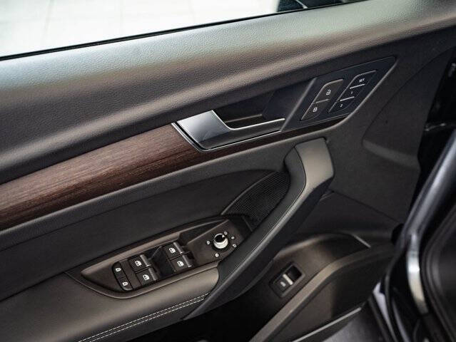 2025 Audi Q5 quattro S line Prem Plus 45 TFSI