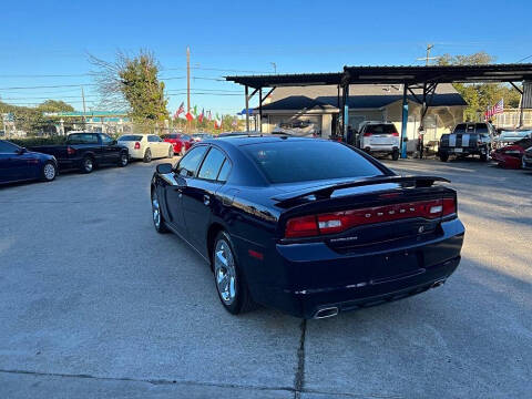2014 Dodge Charger SE