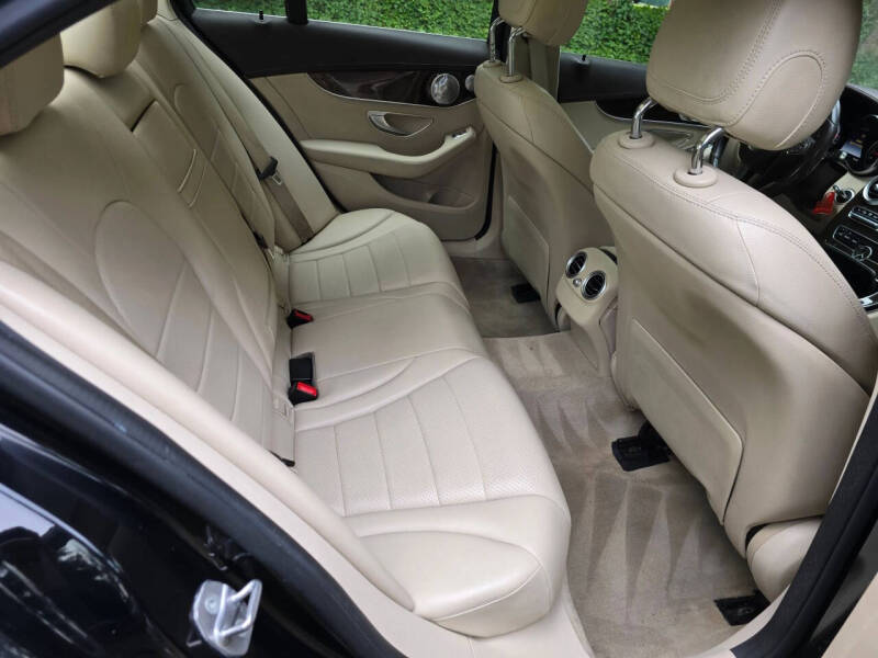 2017 Mercedes-Benz C-Class