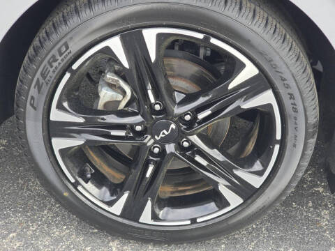 2023 Kia K5
