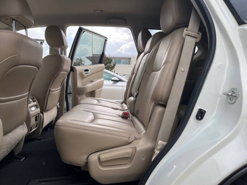 2017 Nissan Pathfinder S