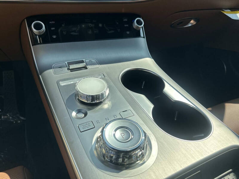 2026 Genesis GV70 2.5T Advanced