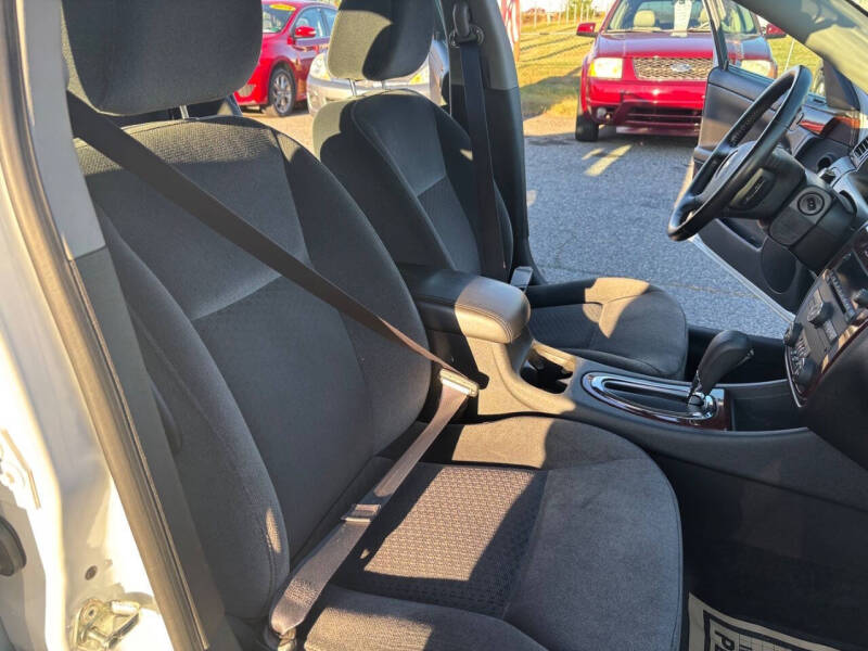 2011 Chevrolet Impala LT Fleet