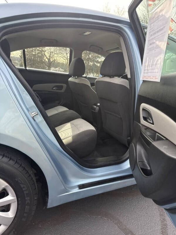 2011 Chevrolet Cruze LS