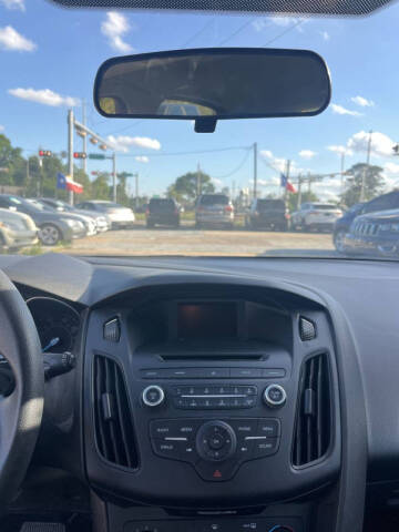 2017 Ford Focus SE
