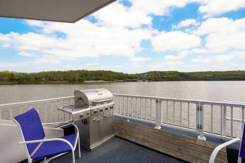 2000 FUN COUNTRY HOUSE BOAT