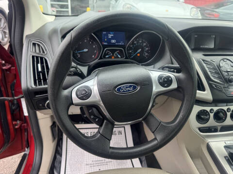 2014 Ford Focus SE