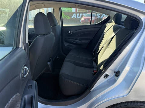 2018 Nissan Versa