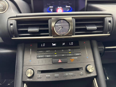2019 Lexus IS 300