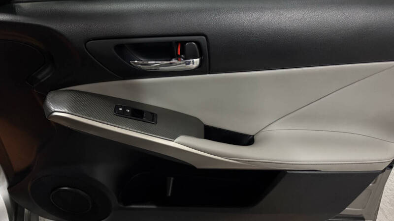 2015 Lexus IS 250 Crafted Line