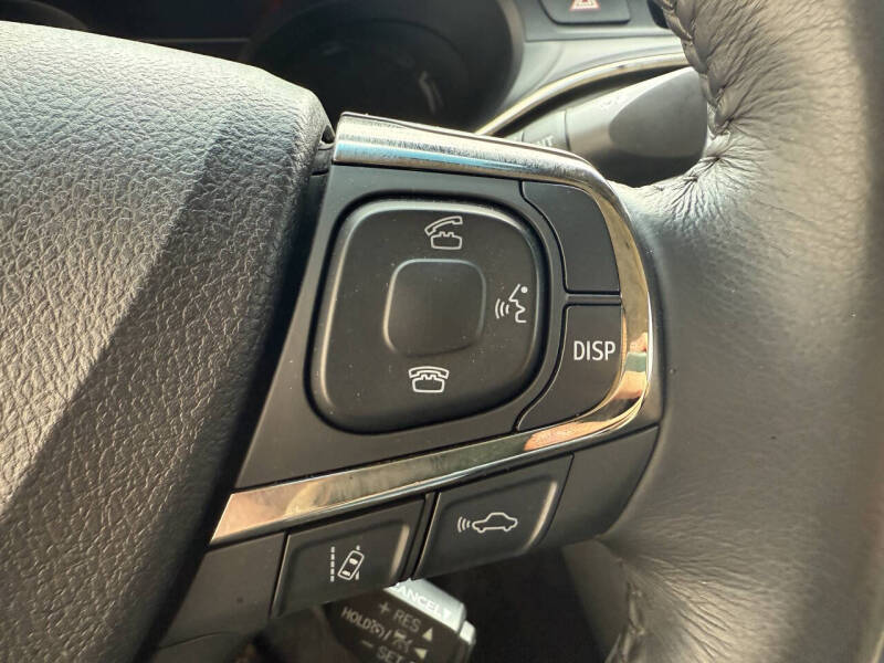 2018 Toyota Avalon Hybrid XLE Premium