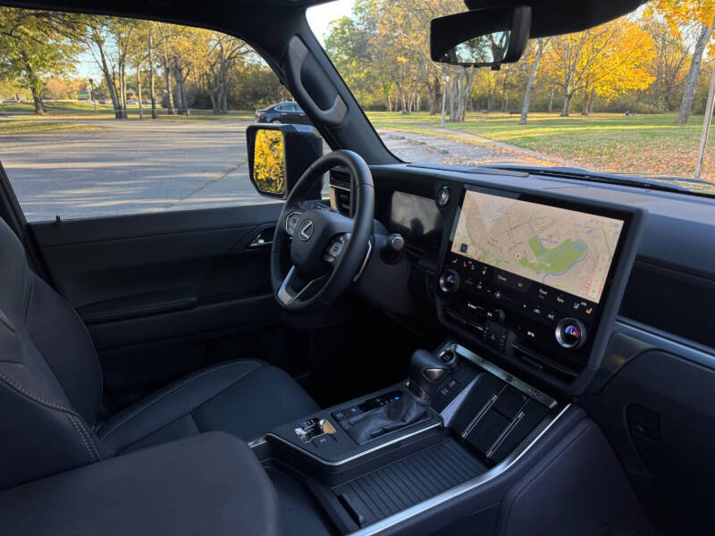 2025 Lexus GX 550 Luxury+