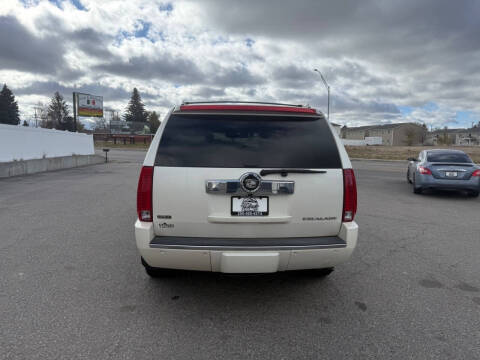 2010 Cadillac Escalade Luxury
