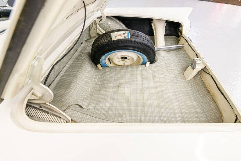 1957 Ford Thunderbird