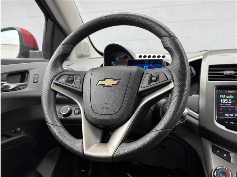 2014 Chevrolet Sonic LT Manual