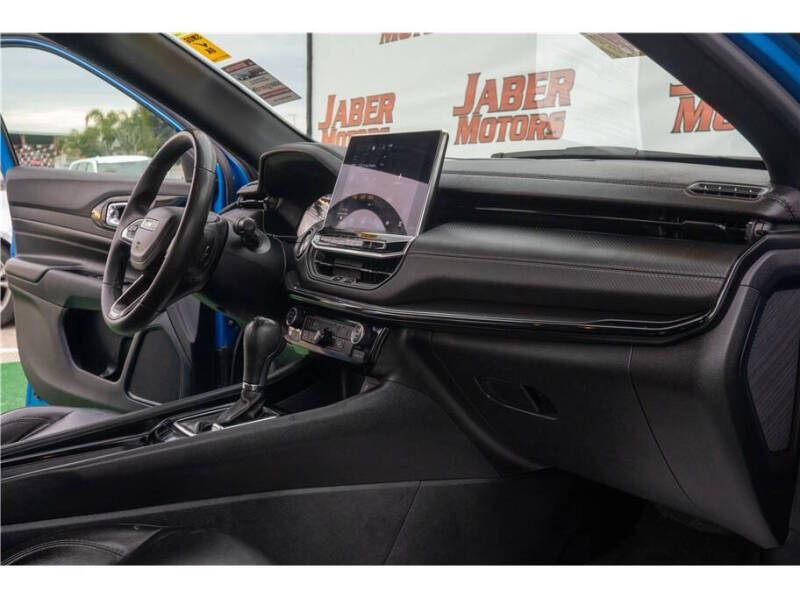 2023 Jeep Compass Altitude