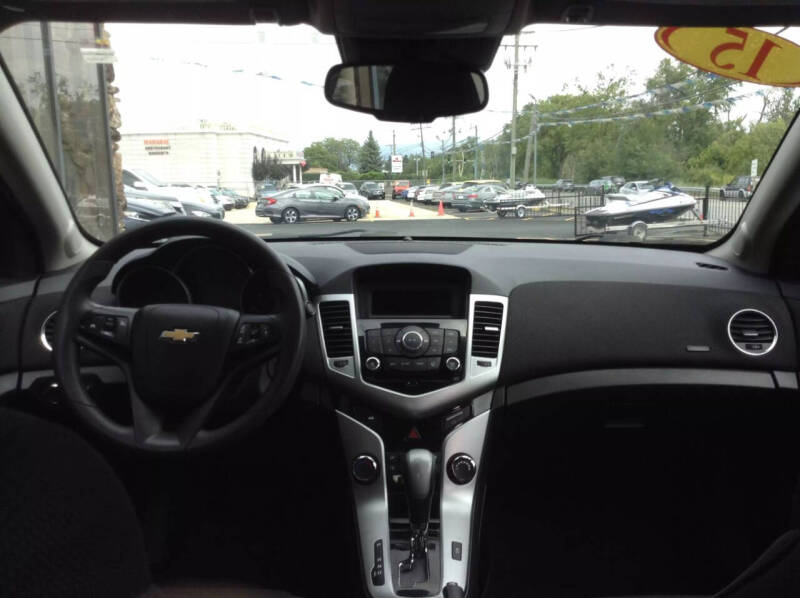 2015 Chevrolet Cruze 1LT Auto