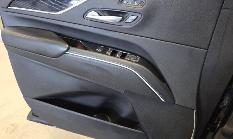 2022 Cadillac Escalade ESV Sport