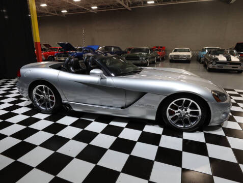 2004 Dodge Viper SRT-10