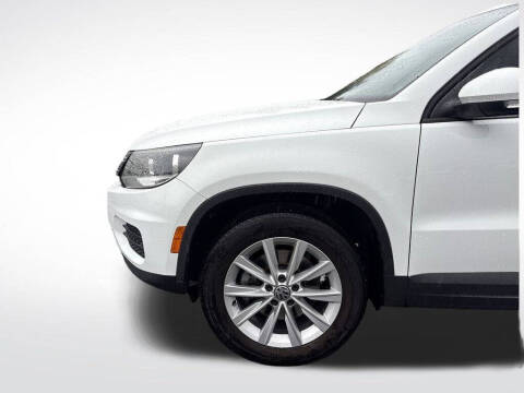 2018 Volkswagen Tiguan Limited 2.0T 4Motion