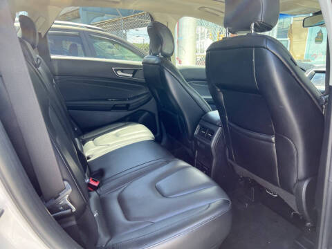 2019 Ford Edge Titanium