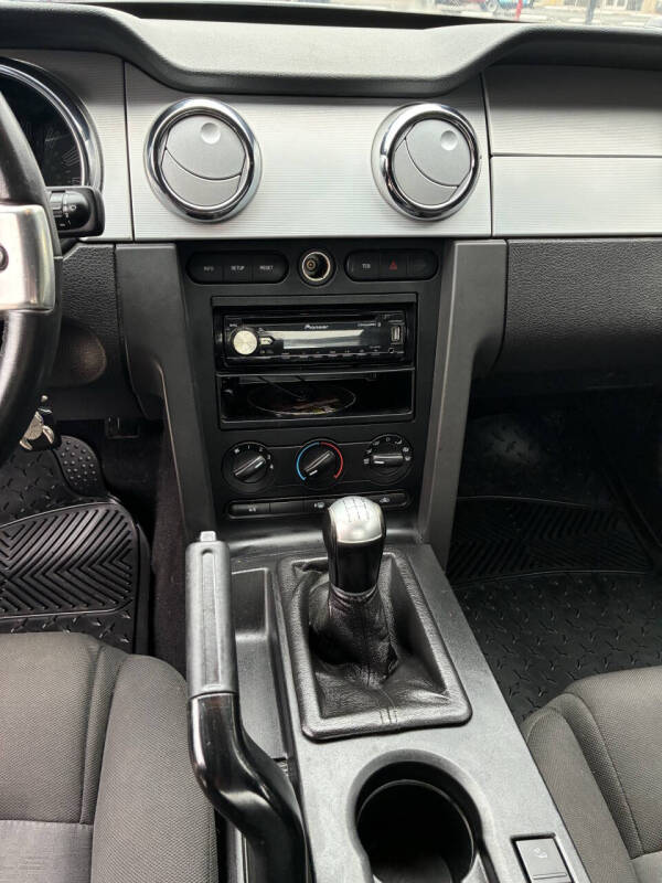 2009 Ford Mustang V6 Premium