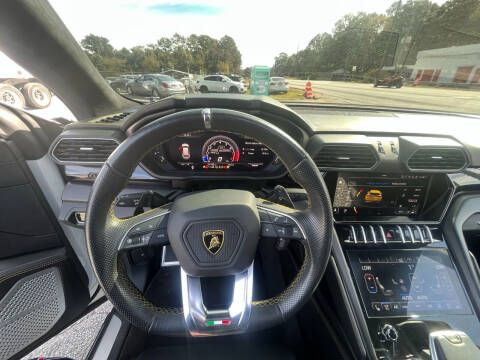 2021 Lamborghini Urus