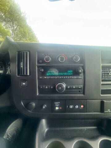 2016 Chevrolet Express LT 2500