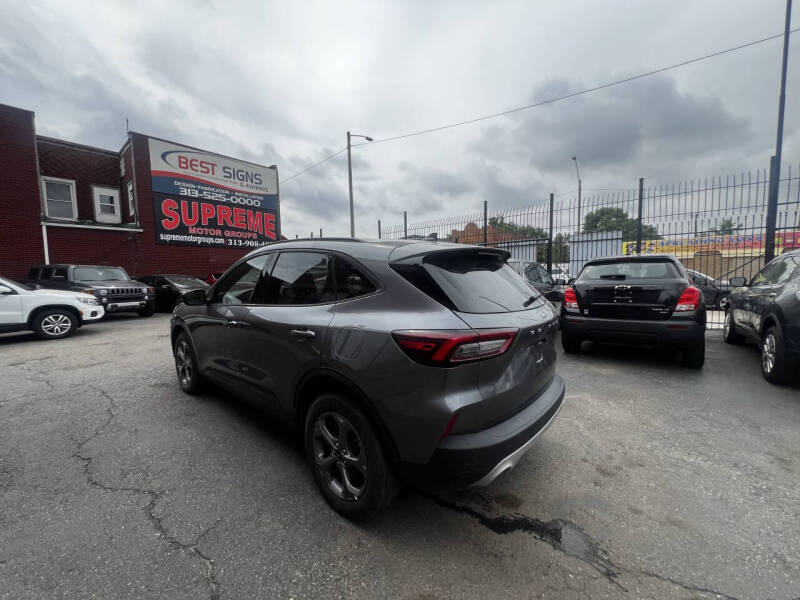 2025 Ford Escape ST-Line Select