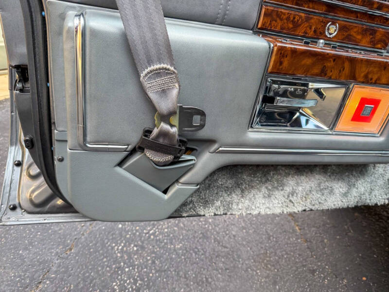 1992 Cadillac Brougham