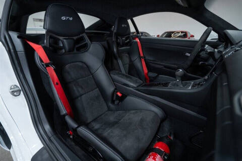 2021 Porsche 718 Cayman GT4