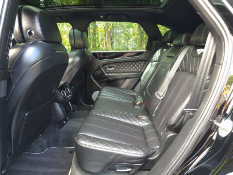 2020 Bentley Bentayga Hybrid