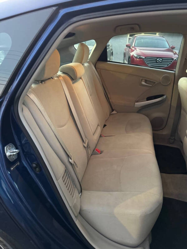 2011 Toyota Prius One