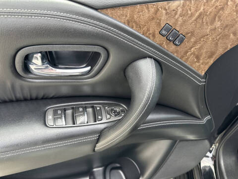 2017 Infiniti QX80