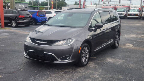 2019 Chrysler Pacifica Touring L Plus