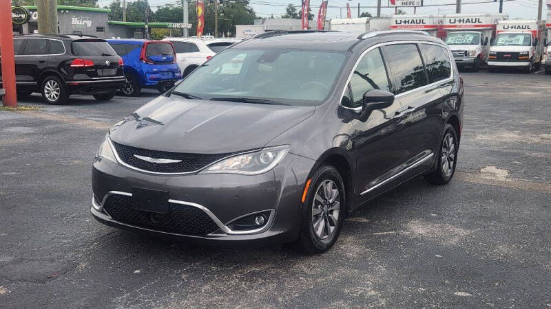 2019 Chrysler Pacifica Touring L Plus