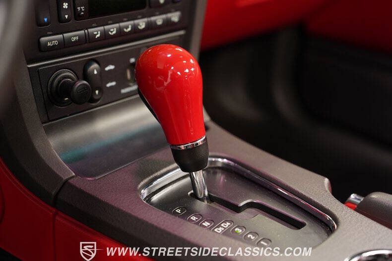 2002 Ford Thunderbird Deluxe