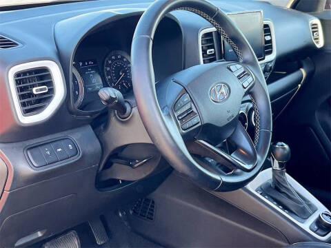 2022 Hyundai Venue Limited