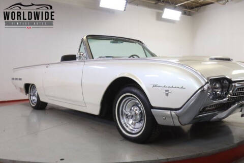 1962 Ford Thunderbird